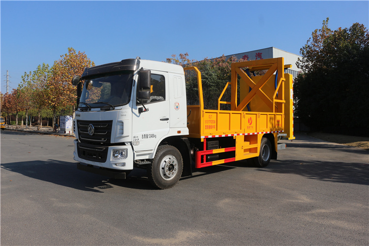 華神F5排半防撞緩衝車|CLT5121TFZEQ6型防撞緩衝車